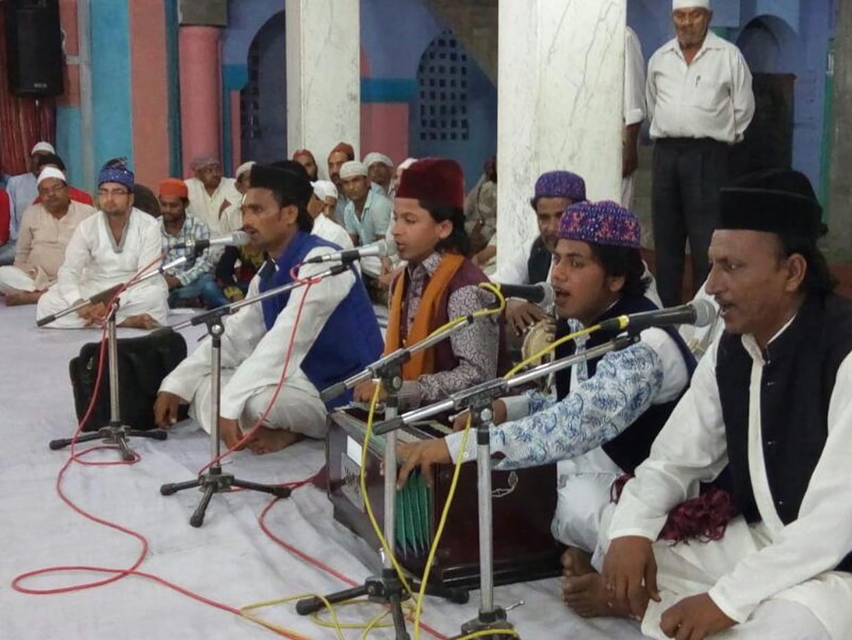 bhar do jholee meree ya mohammad, dar se jaoonga na khaalee