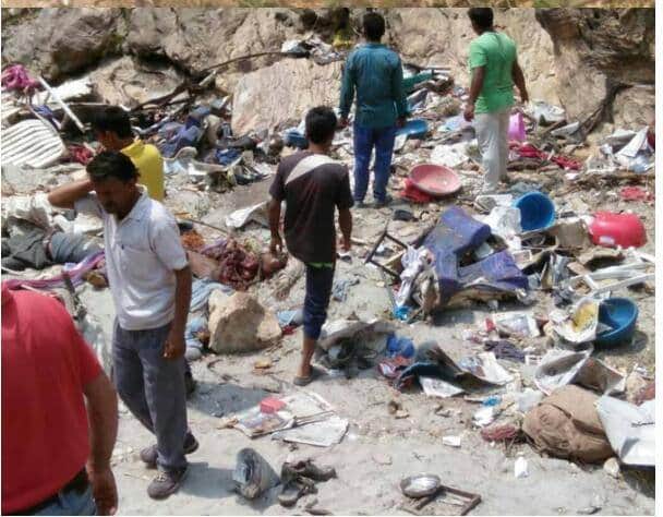photos of road accident in himachal gumma
