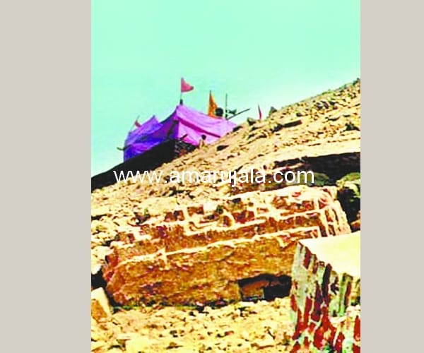 blower for ramlala in ayodhya.