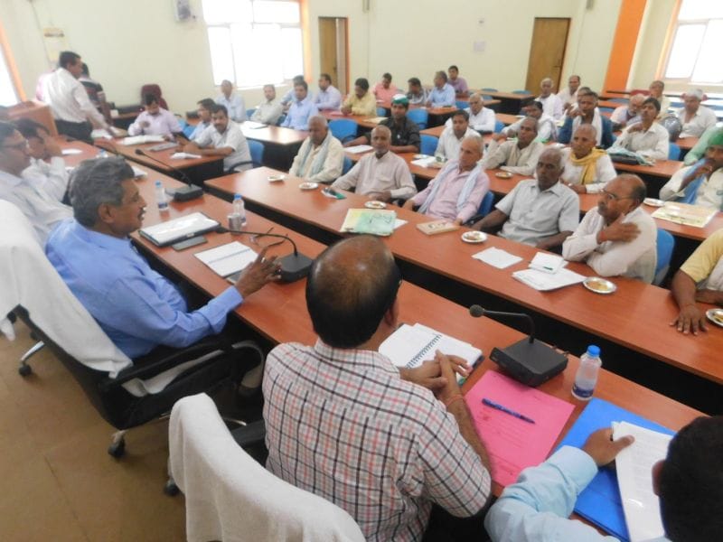 Farmer's produce will be bought only by license holder: DM