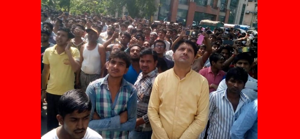 fire caught in electronics company in noida, about 6 people missing after incident