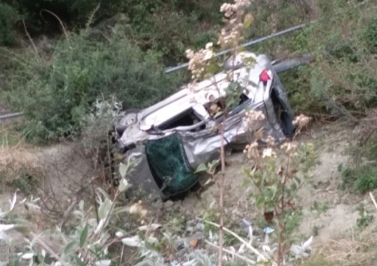 Two Killed in Car Accident at Gumma, Mandi.