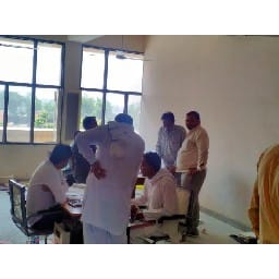 kanongo, office, openly, walking, outsiders