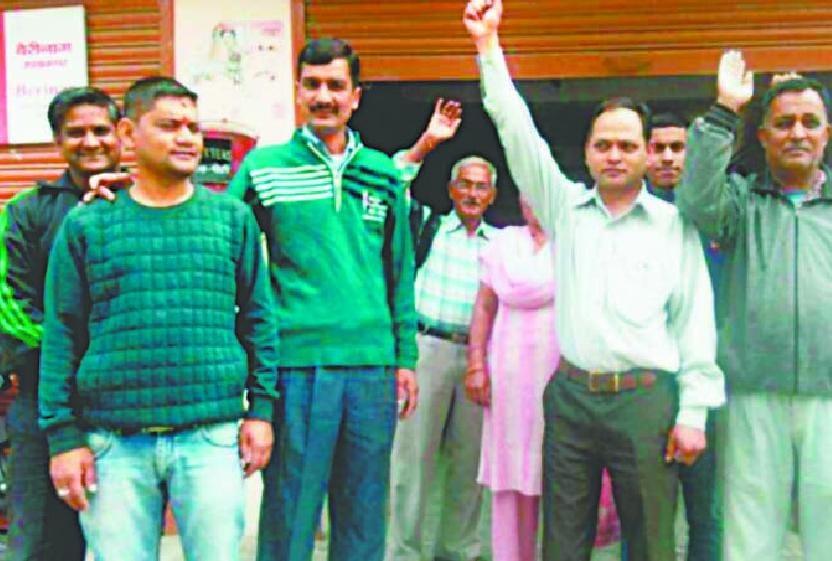 People are provoked by Internet service stalled