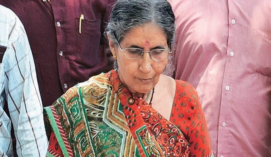 pm modi wife Jashodaben demand about narendra modi