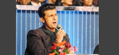 delhi shahi imam says to reduce loudspeaker sound on sonu nigam mosque azaan issue