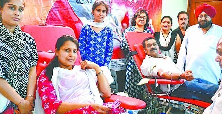 The enthusiasm of the Mahadianis not too low in summer
