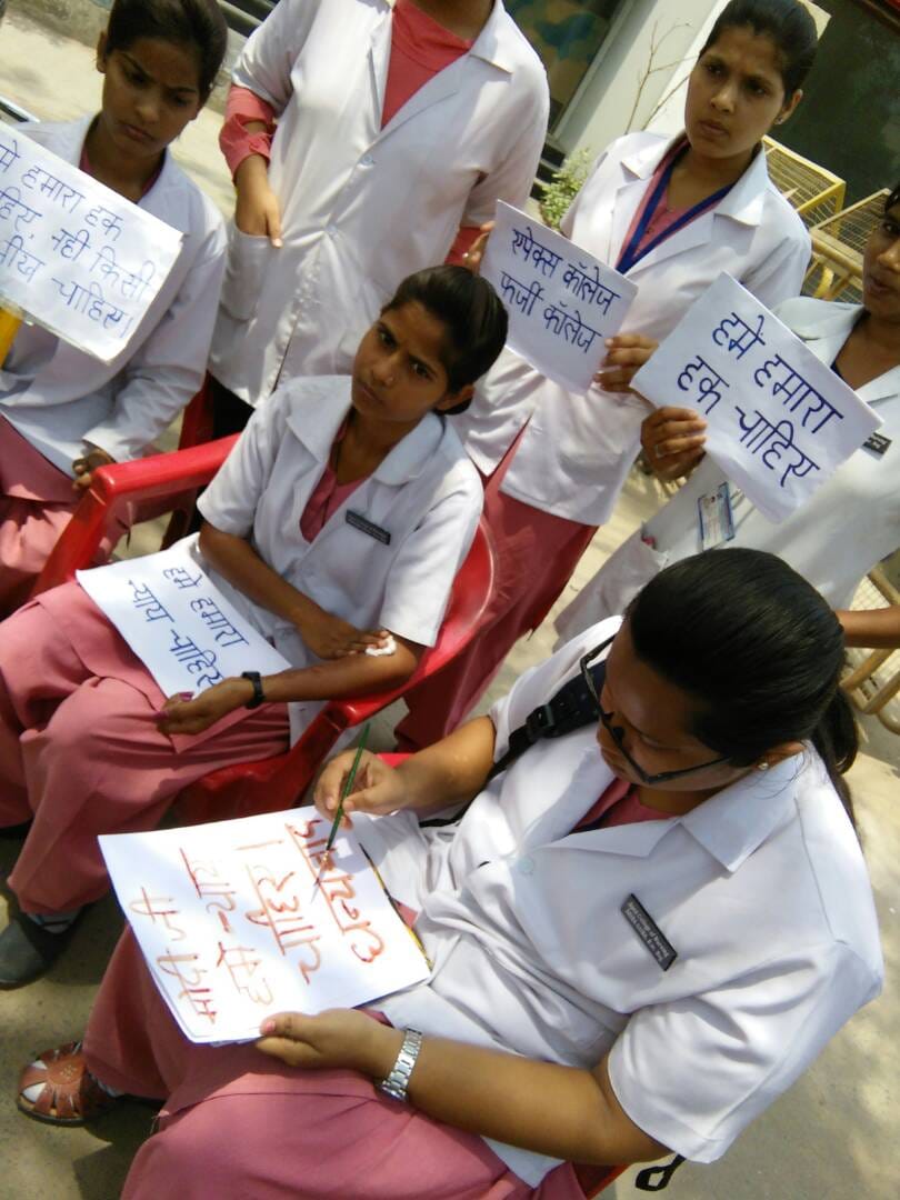 Varanasi girls Written letter from blood to PM Modi, know what is the reason