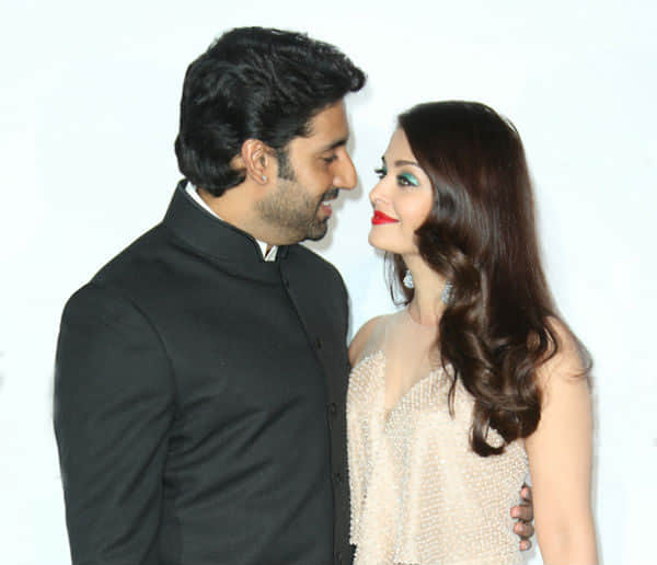 aishwarya rai bachchan and abhishek bachchan 10th marriage anniveresery special story