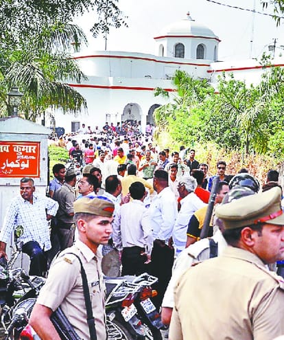 EXCLUSIVE: See photos of communal organisms after firing on the shobhayatra