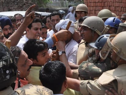 EXCLUSIVE: See photos of communal organisms after firing on the shobhayatra