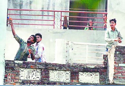 EXCLUSIVE: See photos of communal organisms after firing on the shobhayatra