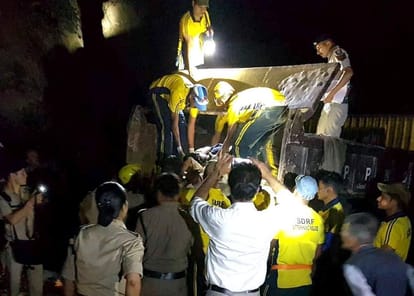 Late-night rescue operation for himachal bus accident
