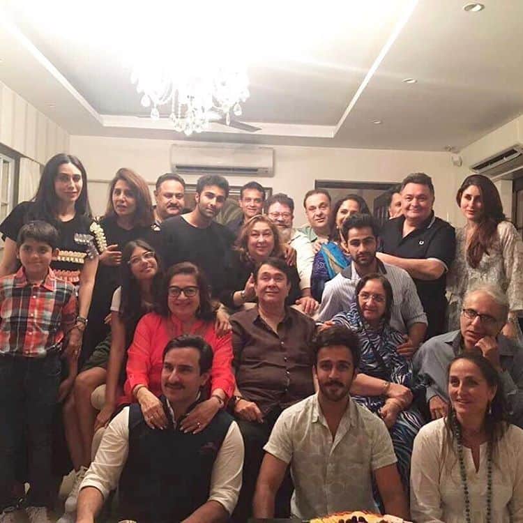 babita kapoor celebrated her 70th birthday with the whole kapoor family