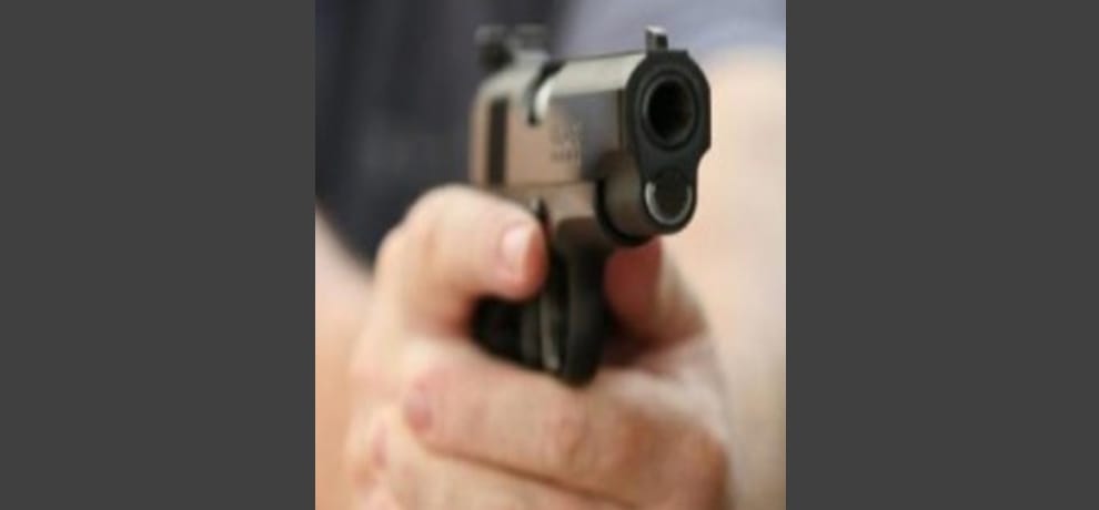 two youngman killed in gangwar double murder in delhi