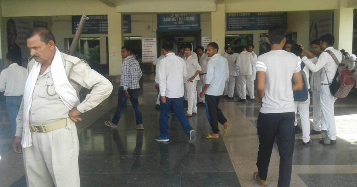 Junior and senior students clash on comment