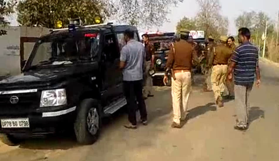 cm yogis minister says strategy for wreckage of dacoit