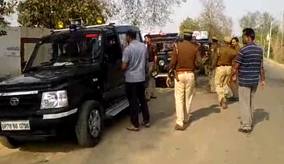 cm yogis minister says strategy for wreckage of dacoit