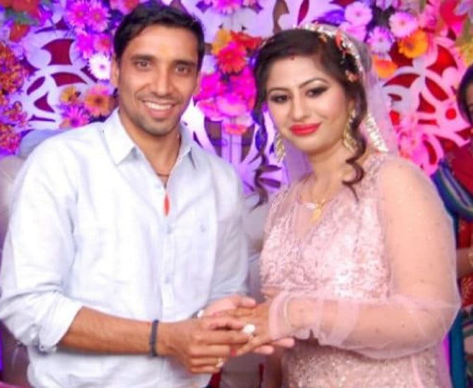 indian hockey team player mandeep antil weds with btech pass monika