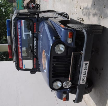 drunk man drive away jeep from police station