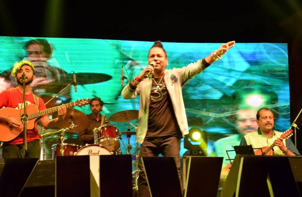kailash kher in uttaranchal university