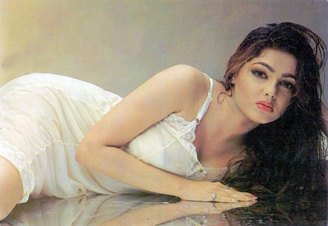 mamta kulkarni place condition for topless shoot people protest stardum to drugs