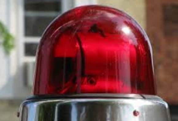 No red beacons on VIP vehicles, See many examples