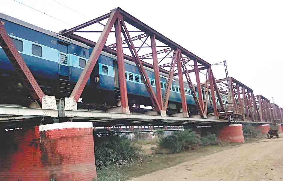 stuntbaj on kosi bridge