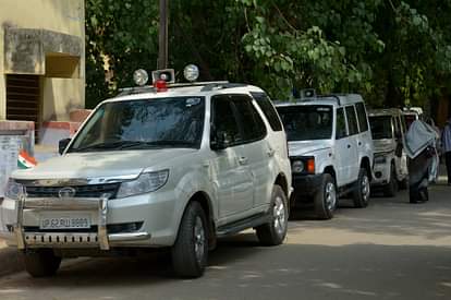vip culture ban, vip number plate as option of red blue light 