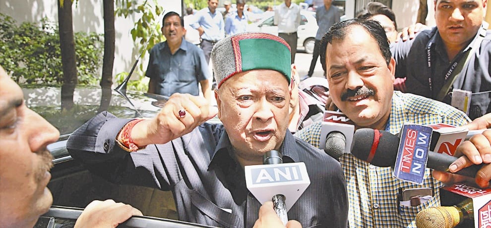 Disproportionate Assets Case CM Virbhadra Singh appears before special CBI court