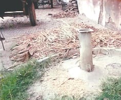 pehale paani ka intzam fir ukhadne denge handpump