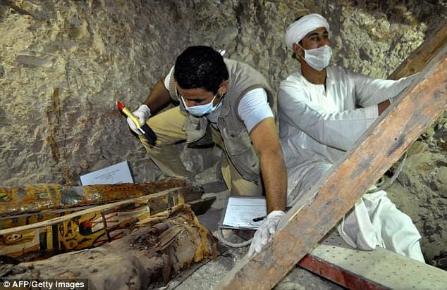 EIGHT MUMMIES and a treasure trove of artefacts are found in a 4000 year-old tomb 