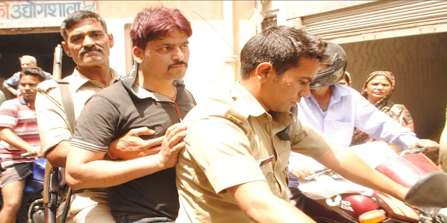 In superstition, the intellect is corrupt, Sanjay's blood with blood, lamp of two families stopped