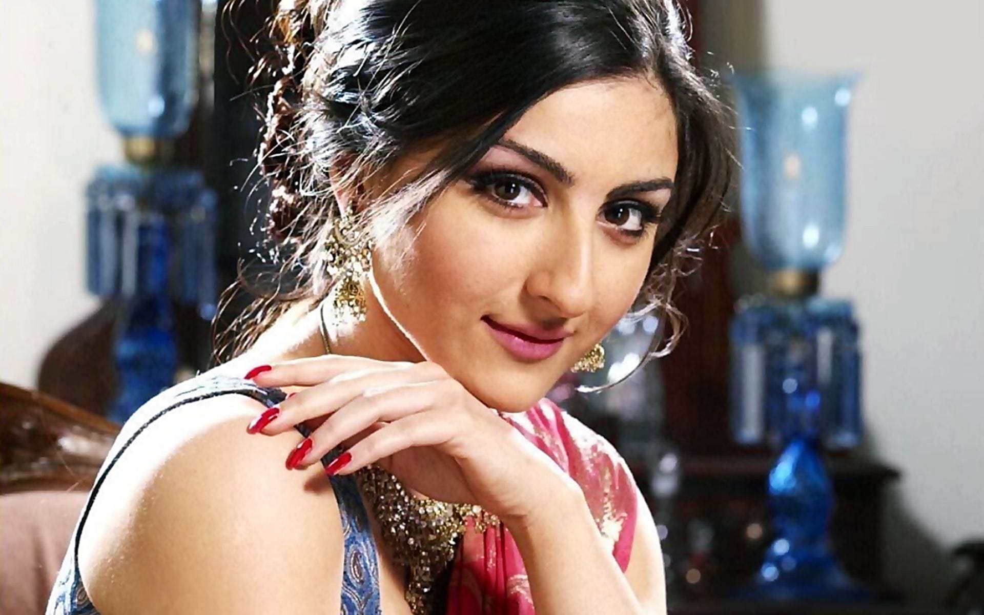 sharmila tagore daughter soha ali khan arms licence controversy