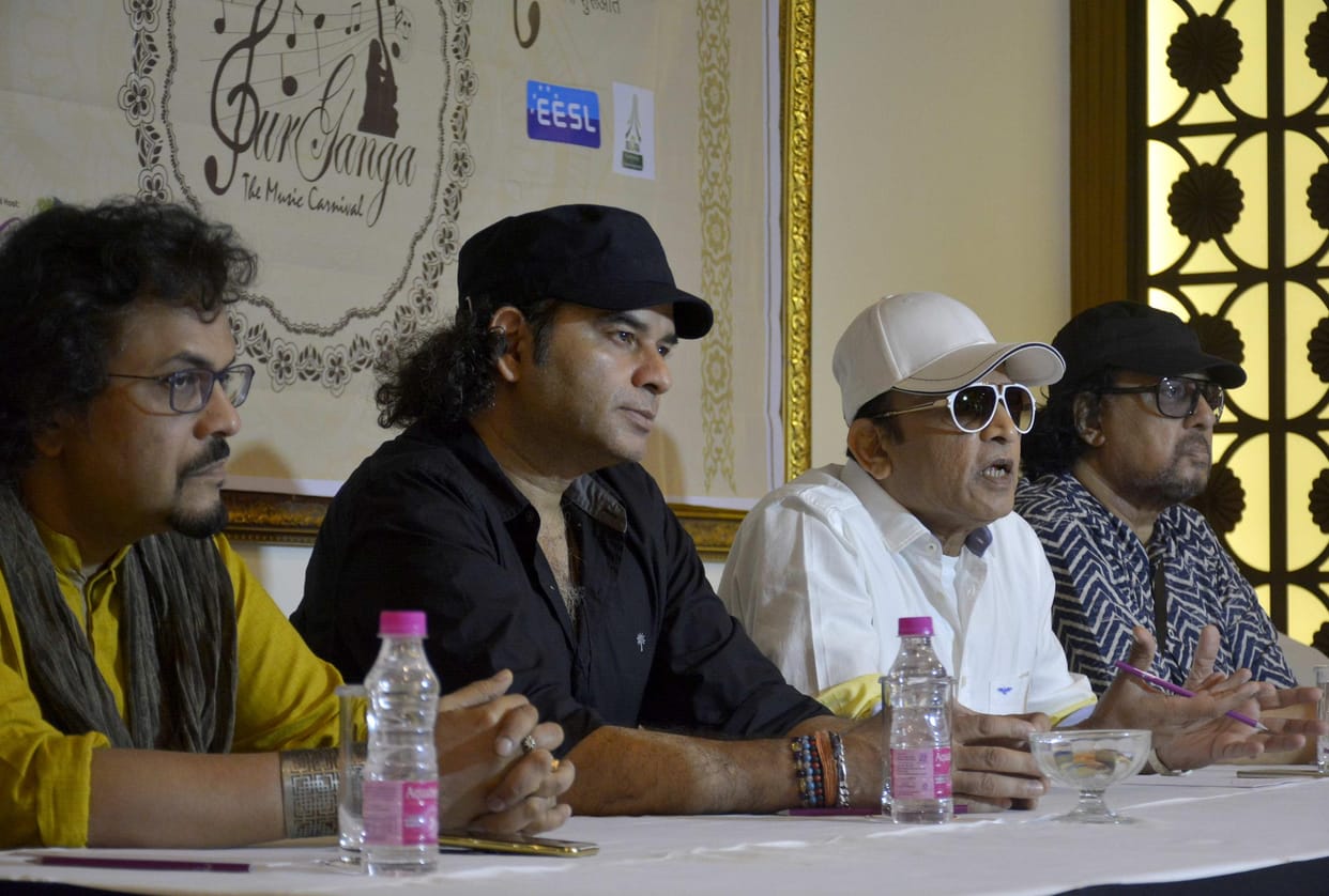 Annu Kapoor said in Varanasi, will sing patriotism Mujra in 'Sur Ganga'