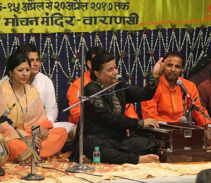 Tone of mind on the back of Anoop Jalota