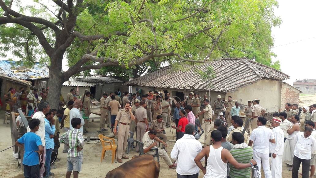 communal clashes took place in Azamgarh, 16 injured 