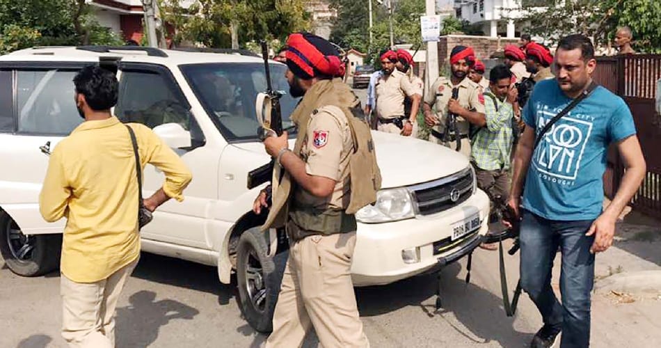 police and stf arrested four gangsters in jalandhar
