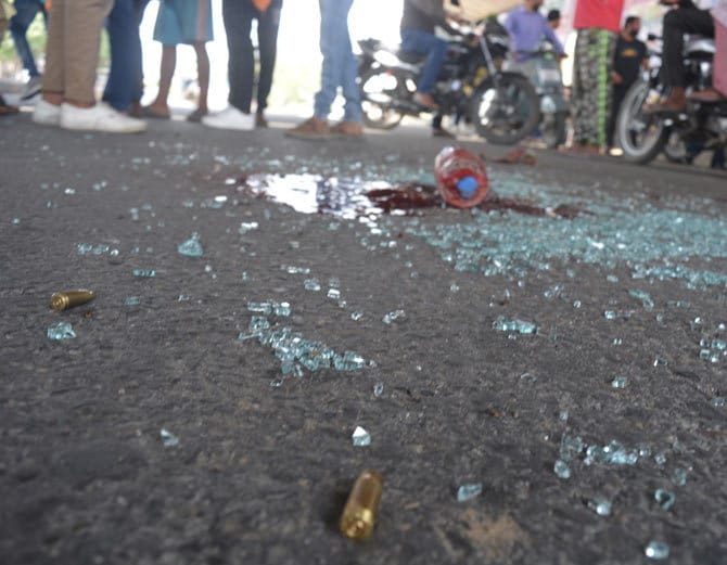 firing on cari rider boys at gurdaspur, three boys killed in gangwar