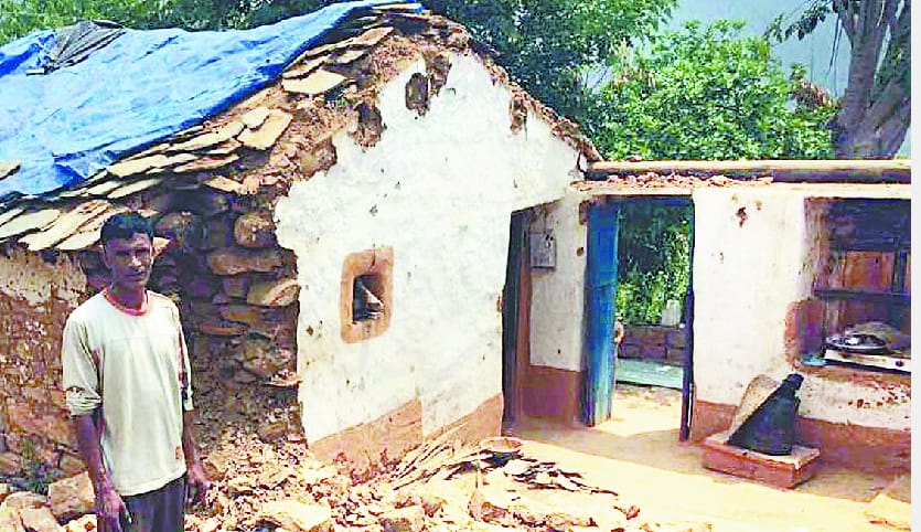 Four-fold cropped by a hailstorm, one-storey house damaged in Devalet