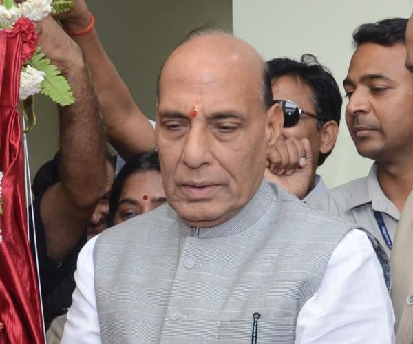 when the Home Minister rajnath singh break the protocol and hugg BSF jawan