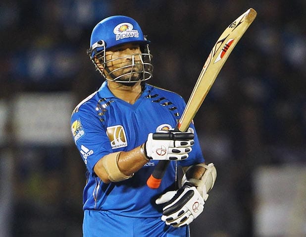   Hashim amla became 8th player to score century in the losing cause in IPL 