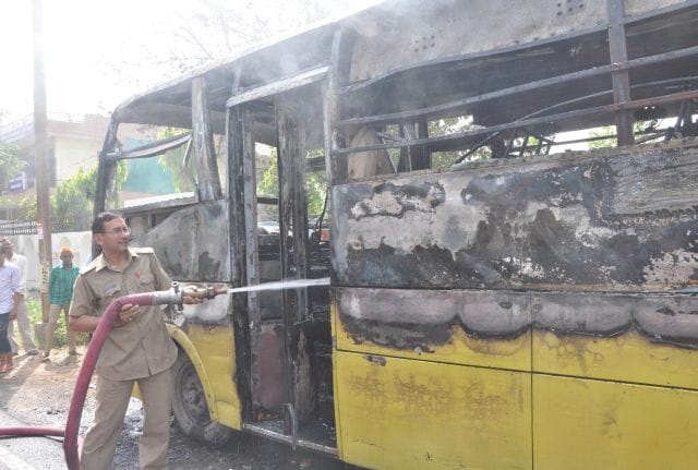 Fire at the school bus, furious