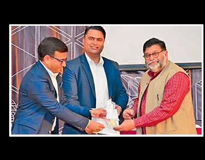 Prime Minister Modi Honoured Architect Rajesh Kumar for Design of World's Highest Chandrodaya Mandir