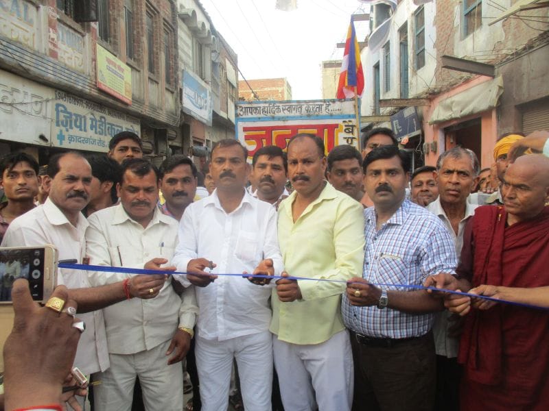 dhoomadhaam se nikaalee gaee ambedakar shobhaayaatra