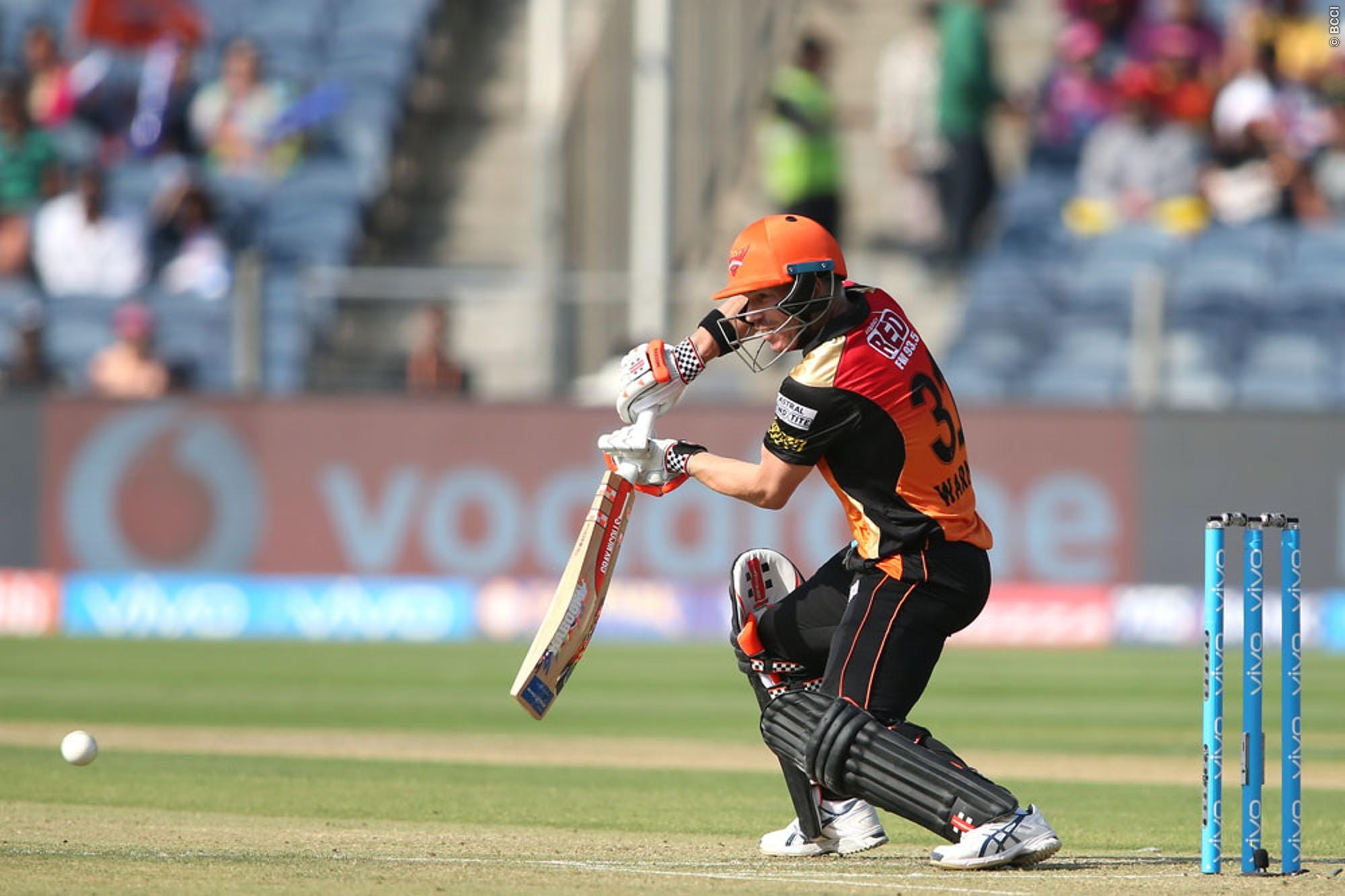 David Warner Can Play With Both Hands Because Of His Mothers Advice