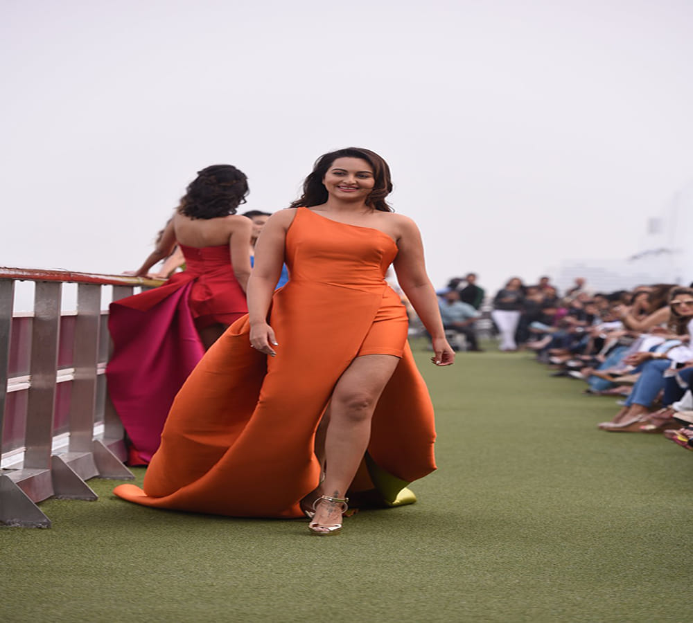 sonakshi sinha fit to fat