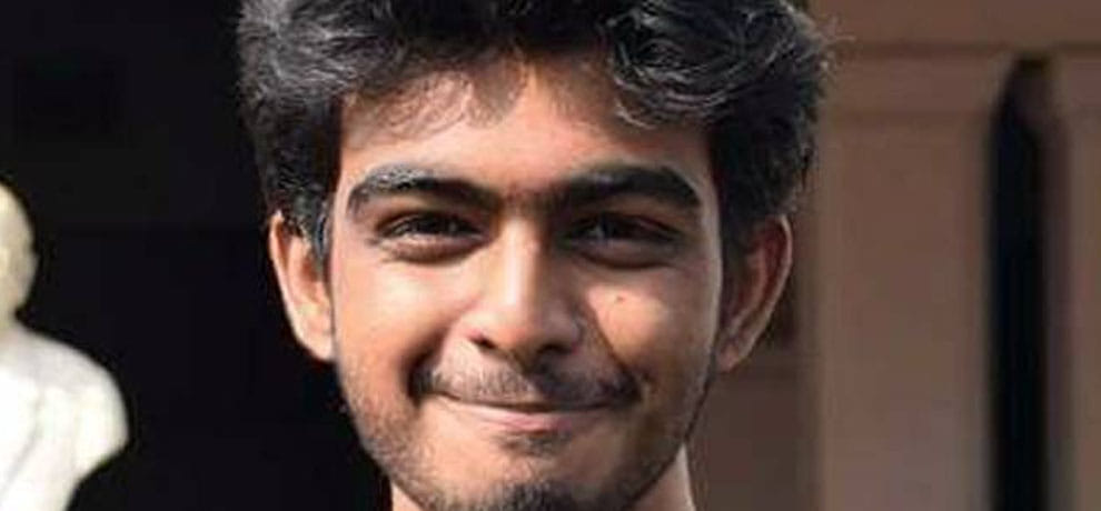 student body found in hostel of khadakpur iit in west bengal
