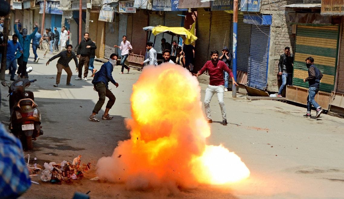 kashmir unrest continues on friday