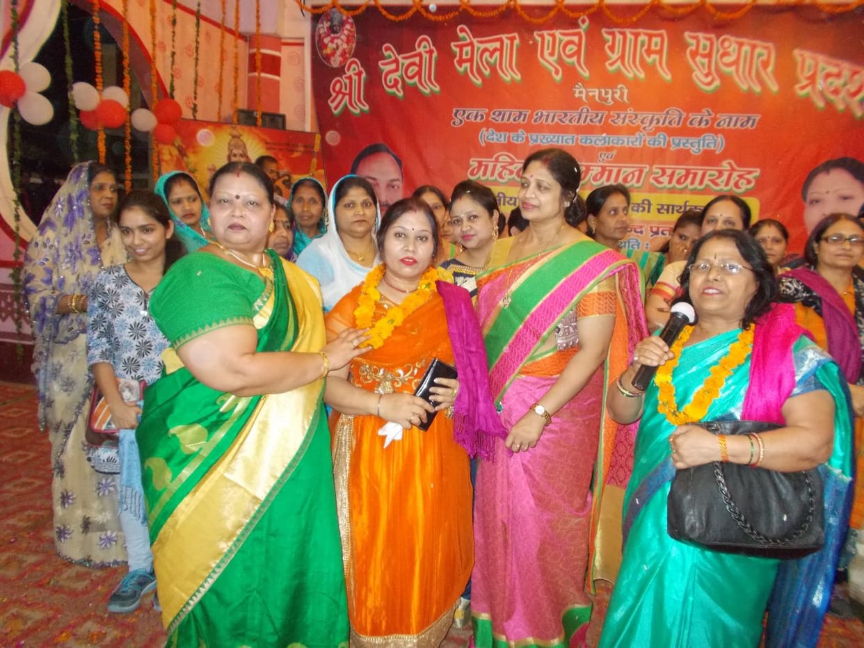 devee mela mein kiya mahila shakti ka sammaan